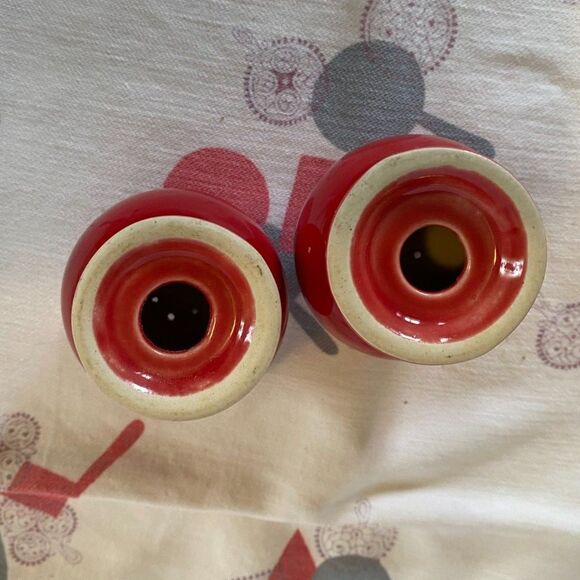 Fiestaware Scarlet Classic Round Salt & Pepper Set - Picture 3 of 4